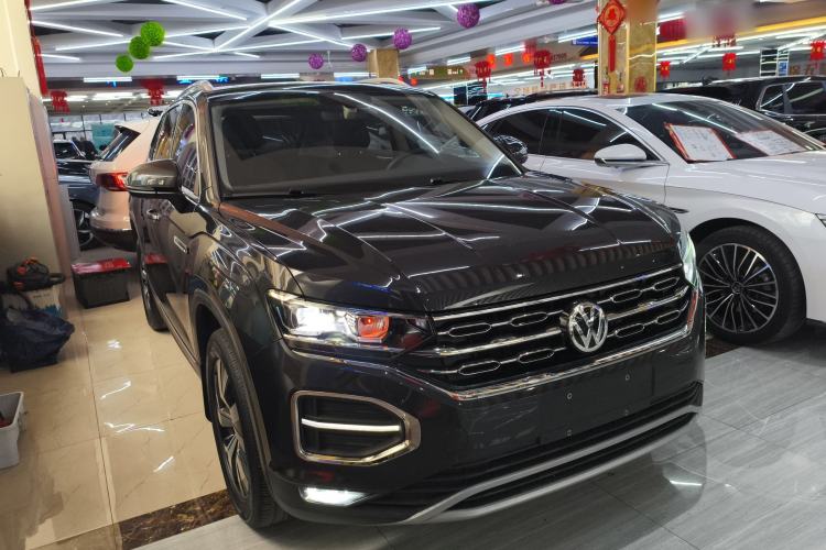 Used Volkswagen Tayron 2020 330TSI Two-Wheel Drive Luxury Smart Connectivity Version Front Right 45 Deg