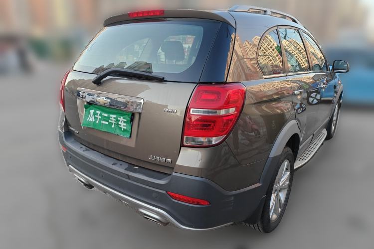 Used Chevrolet Captiva 2015 2.4L 4x4 Flagship Edition 7-Seater