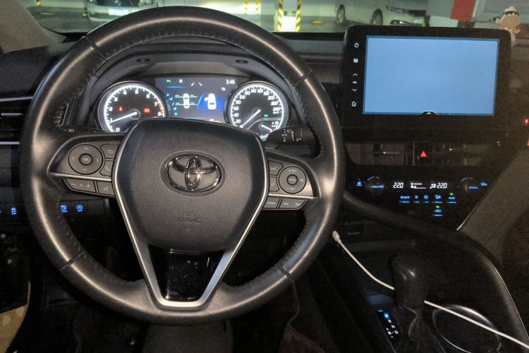Used Toyota Camry 2021 2.0G Luxury Edition Steering Wheel