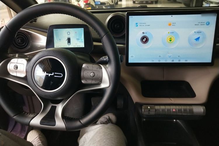 Used BYD Dolphin 2023 420 km Free Version
