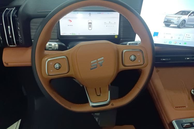 Used JETOUR Shanhai L7 Plus 2025 Model 220km Flagship 7-seater Steering Wheel