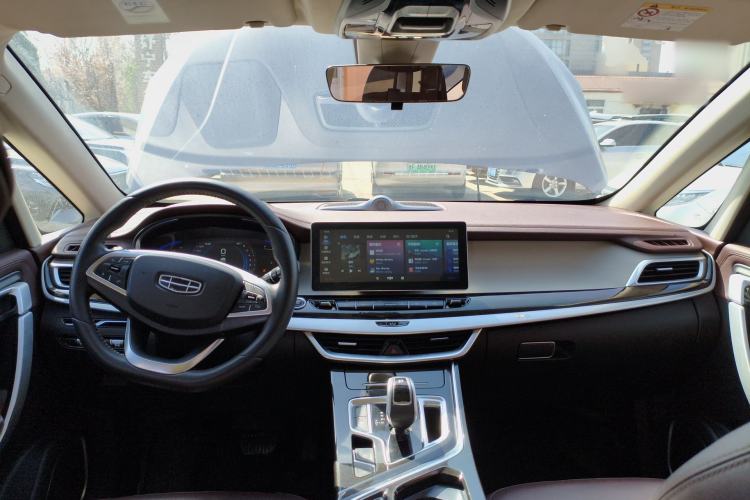 Used Geely Auto Jiajie 2022 1.8TD DCT Platinum Comfort Model Center Console