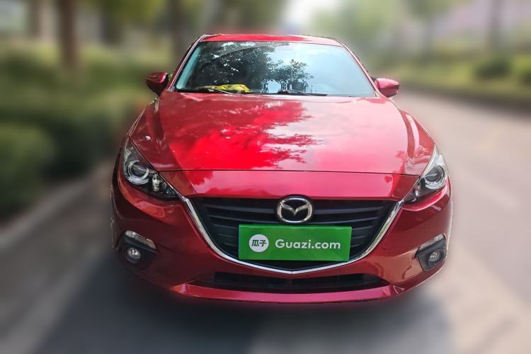 Used Mazda 3 Axela 2016 Hatchback 1.5L Automatic Luxury Model