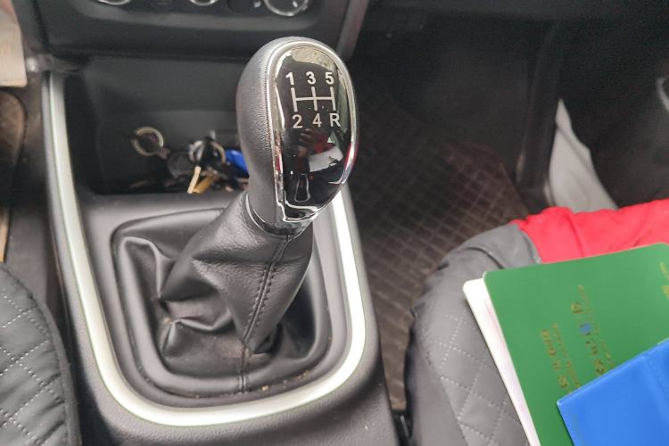 Used Jinbei Gold Hiace M Classic 2024 1.5L Engineering Lion Passenger Vehicle 5 Seats