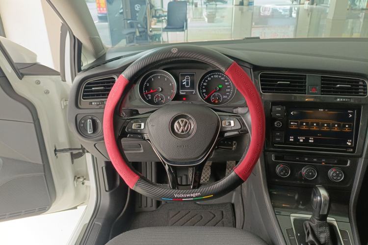 Used Volkswagen Golf 2019 1.6L Automatic Comfort Model China V Standard
