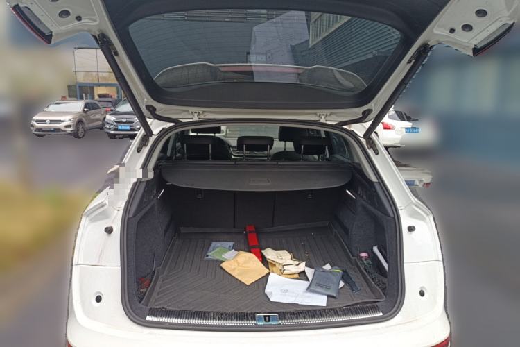 Used Audi Q5L 2020 45 TFSI Prestige Fashion Model Trunk