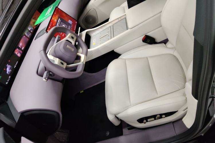 Used Avatr 12 2025 Updated Ultra All-Electric Four-Wheel Drive Left Front Seat