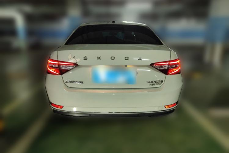 Used Skoda Superb 2016 Facelifted TSI380 DSG Flagship Edition
