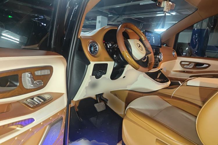 Used Mercedes-Benz Vito 2021 2.0T Business Version 8 Seats
