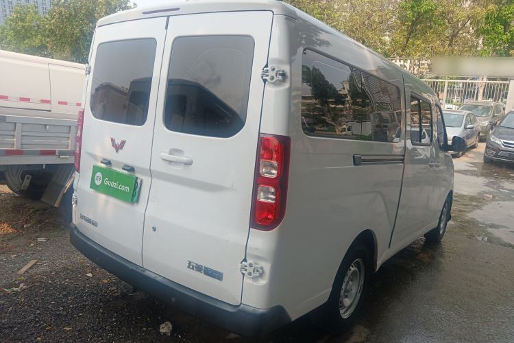 Used Wuling Yangguang 2024 300km Range Practical Window-Sealed Version 60kW Rear Right 45 Deg