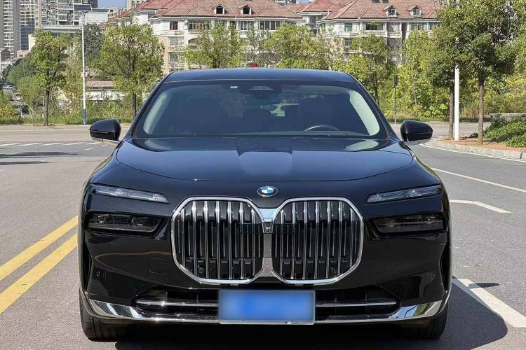 Used BMW 7 Series 2023 740Li Leading Edition Luxury Package