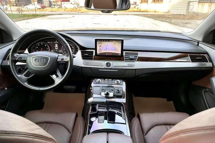 Used Audi A8 2014 A8L 45 TFSI quattro Comfort model
