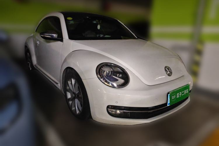 Used Volkswagen Beetle 2015 180TSI model
