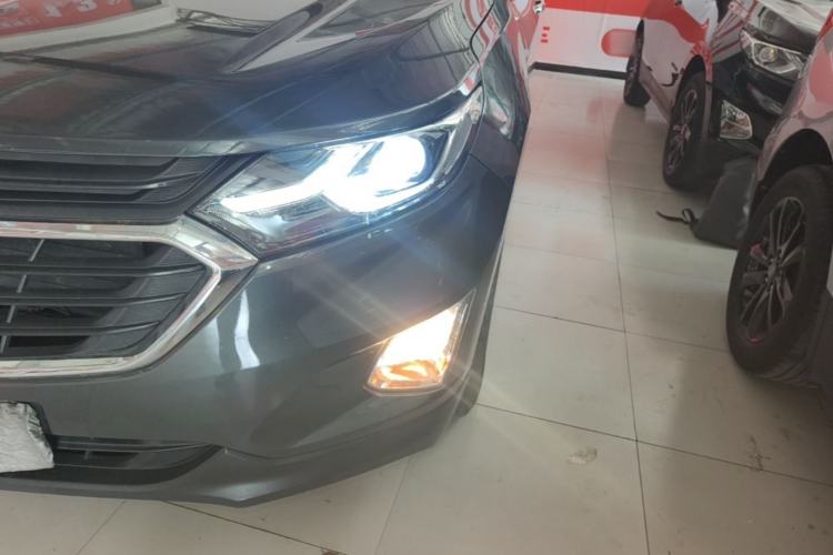 Used Chevrolet Equinox 2017 535T Automatic All-Wheel-Drive Xiangjie Edition