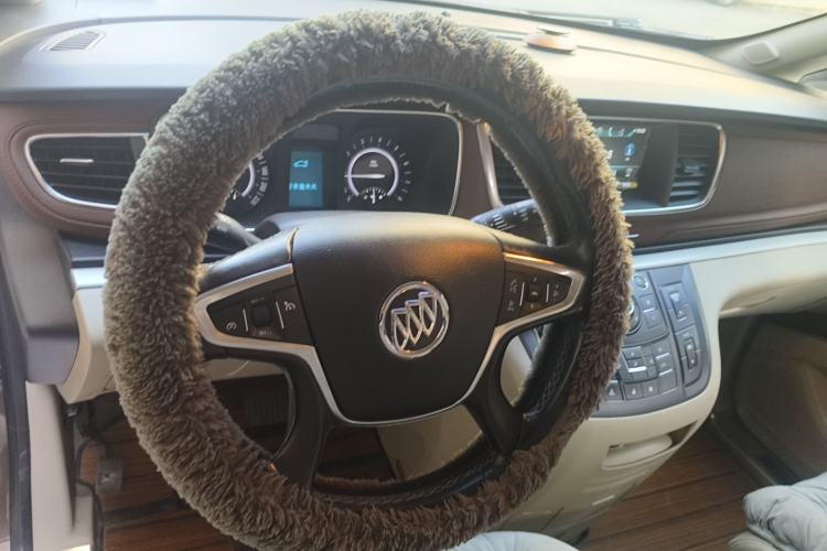 Used Buick GL8 2018 28T Luxury Model China VI Standard