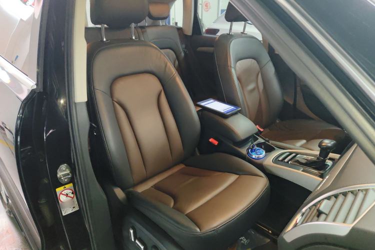 Used Audi Q5 2017 Plus 40 TFSI Ambition Model