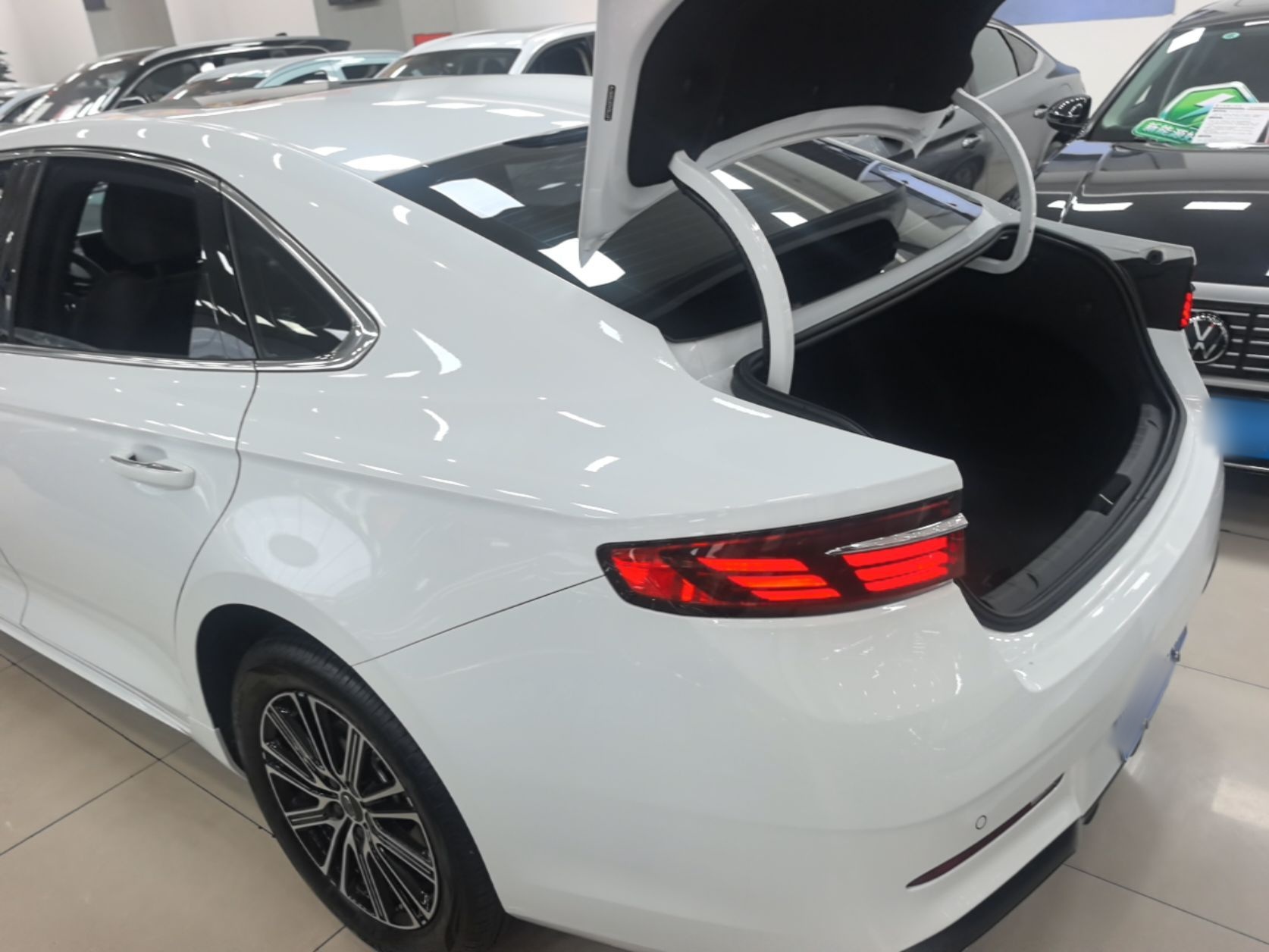 Geely Auto Preface 2026 Model Oriental Yao 1.5TD Fuyao Edition — снимка 4