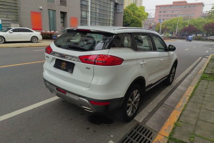 Used Geely Auto Emgrand X7 Sport 2016 2.0L Manual ZhiShang Version Exterior 3