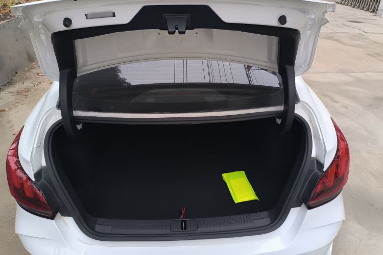 Used MG 5 2023 180 DVVT Manual Fashion Edition