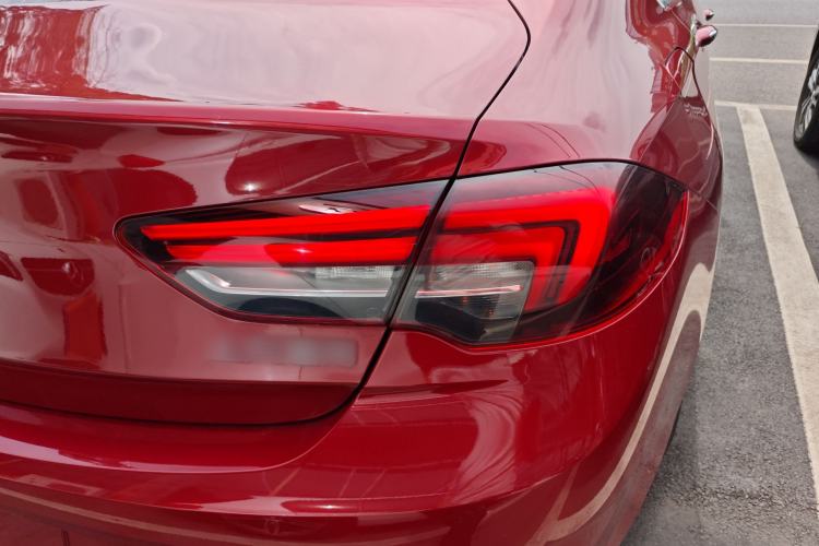 Used Buick Regal 2019 20T Elite Version China VI Standard