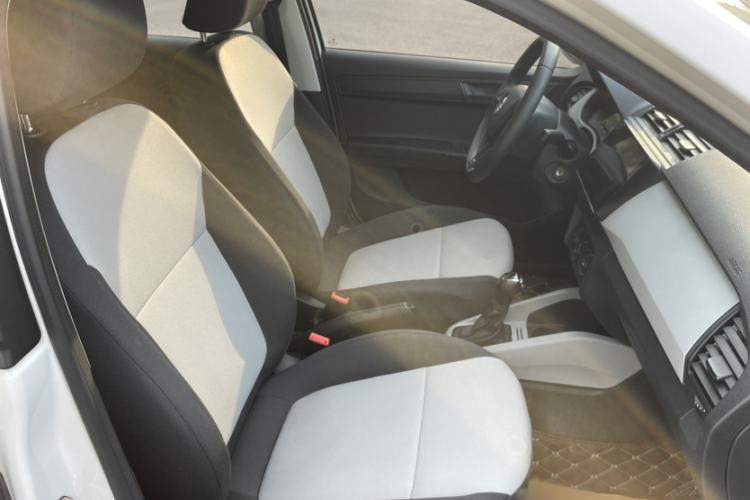 Used Skoda Fabia 2017 1.4L Automatic Car Enjoy Edition Right Front Seat