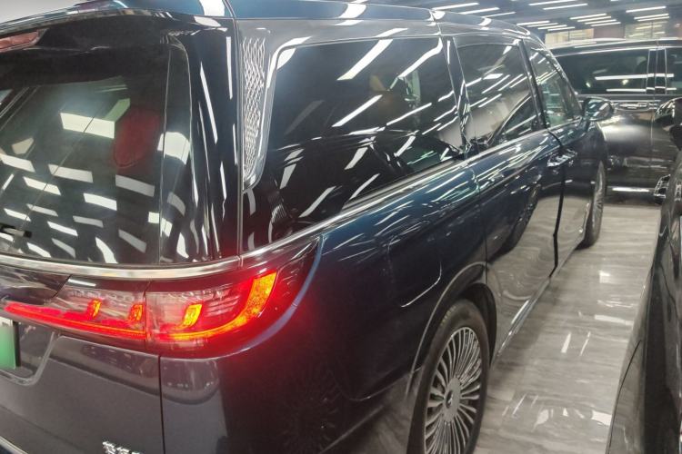 Used VOYAH Dream 2025 PHEV Four-Wheel-Drive Flagship Kunpeng Edition
