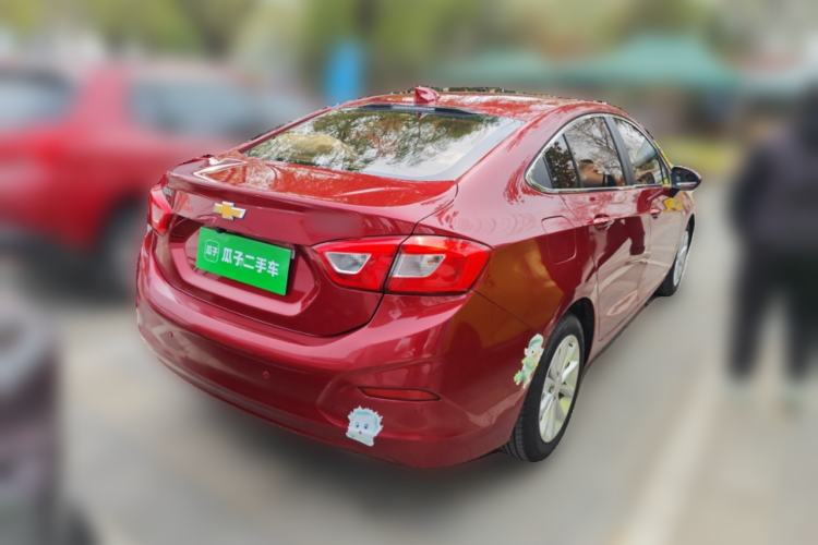 Used Chevrolet Cruze 2017 1.5L Automatic Pioneer Sunroof Edition
