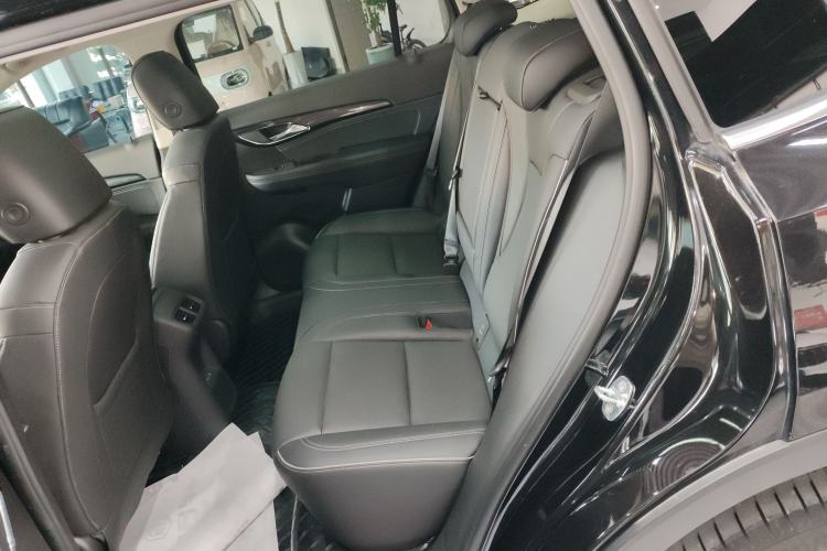 Used Buick Envision 2023 Encore Plus 652T Five-Seat Luxury Model
