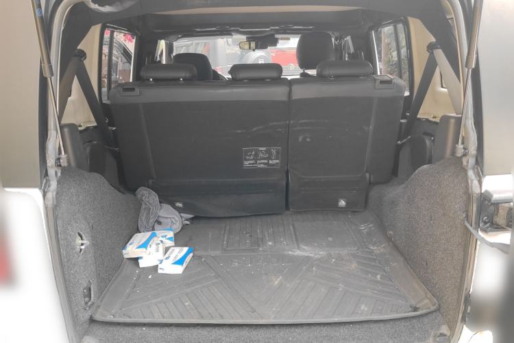 Used BAIC Off-Road BJ40 2020 2.0T Automatic Four-Wheel Drive Urban Hunter Edition Chivalrous Type Trunk