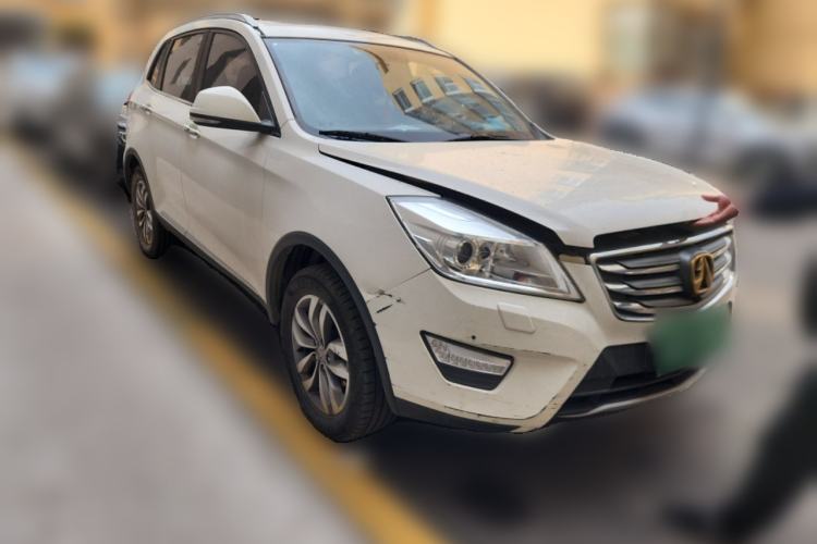 Used BAIC Weiwang S50 2016 1.5T Manual Lede Flagship Edition Front Right 45 Deg