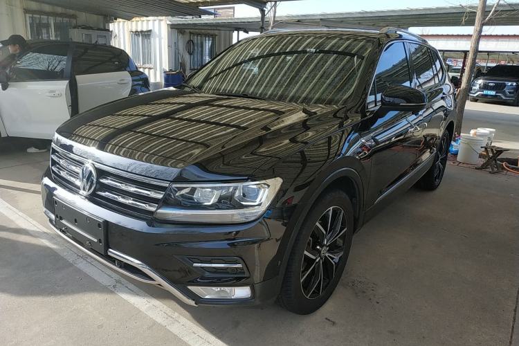 Used Volkswagen Tiguan L 2019 330TSI Automatic Two-Wheel Drive Smart Luxury Version China V Emission Standard