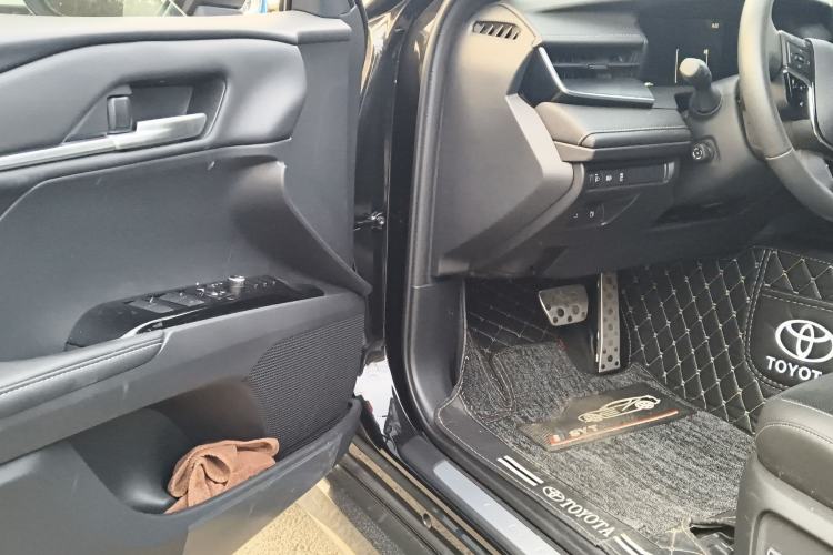 Used Toyota Camry 2024 Dual-Motor 2.5 HXS Sport Plus Edition