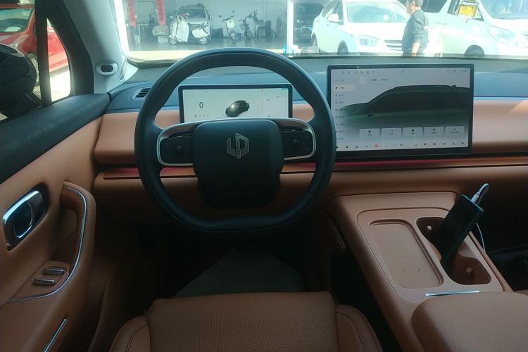 Used Leapmotor C16 2024 Range-Extended 200 Luxury Edition
