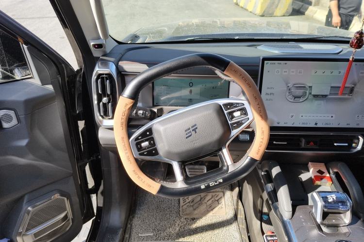 Used JETOUR Traveler 2023 2.0T Four-Wheel Drive Conqueror Steering Wheel