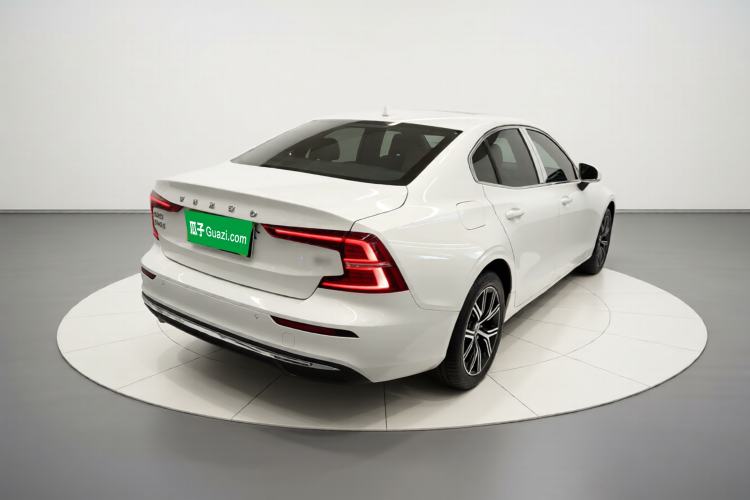 Used Volvo S60 2026 Model B4 Zhiyi Luxury Edition Rear Right 45 Deg