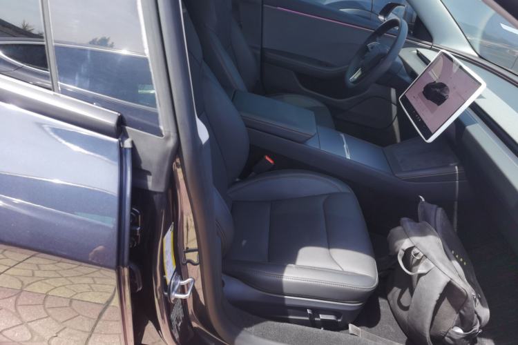 Used Tesla Model 3 2025 Rear-Wheel-Drive Version