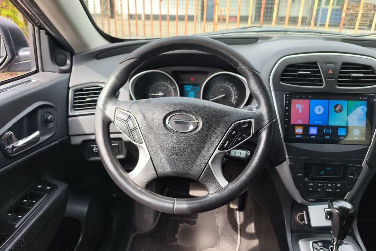 Used GAC Trumpchi GS5 Super 2015 2.0L Automatic Two-Wheel Drive Comfort Edition Steering Wheel