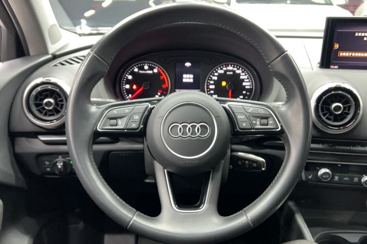 Used Audi A3 2019 Limousine 35 TFSI Fashion Edition China VI Emission Standard