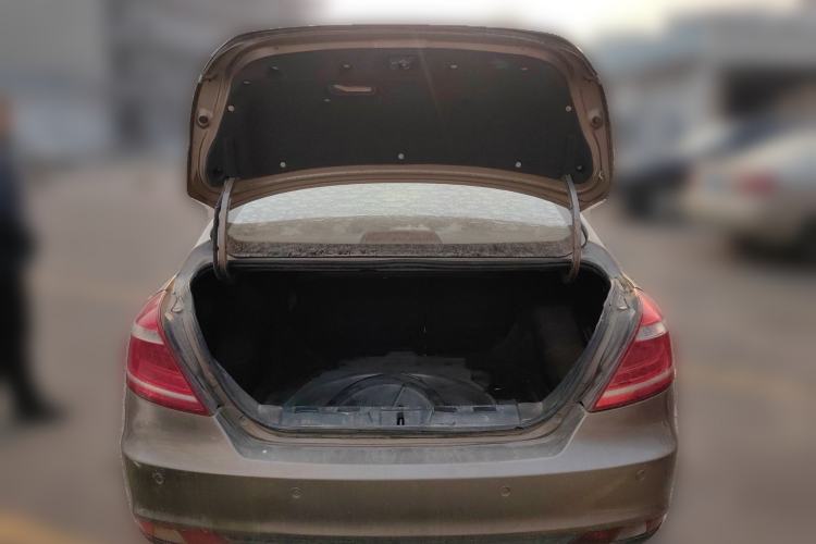 Used Geely Auto Emgrand 2015 Sedan 1.5L Manual - Top Trim Level
