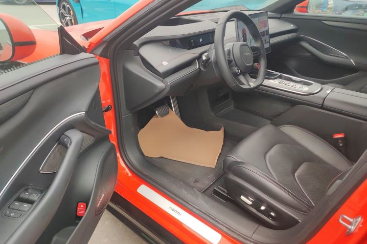 Used Xiaomi Auto SU7 2024 Four-Wheel Drive Ultra-Long Range Advanced Intelligent Driving Max Edition