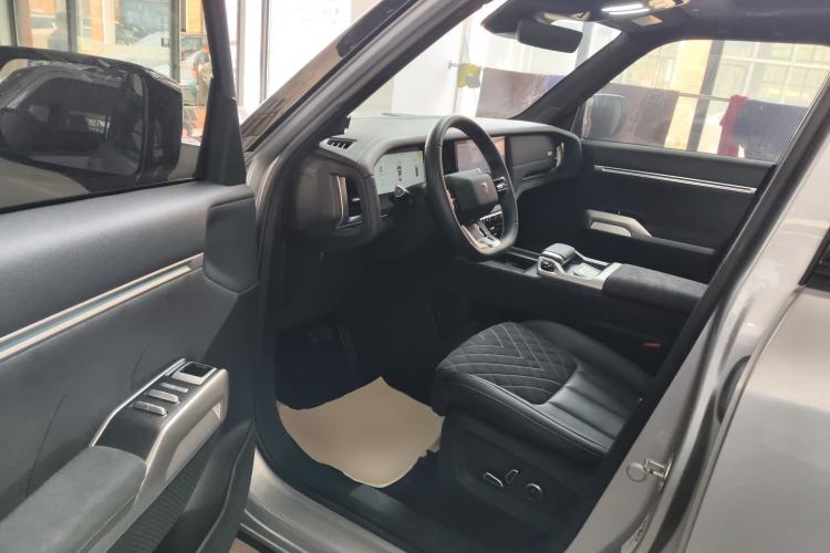 Used Deepal G318 2024 Four-Wheel-Drive Air Suspension Model Driver Seat