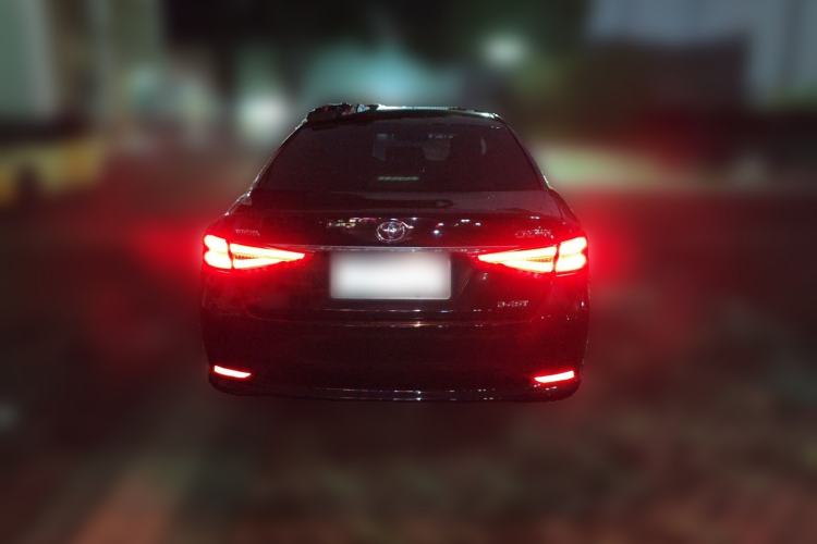 Used Toyota Crown 2015 2.0T Fashion Edition
