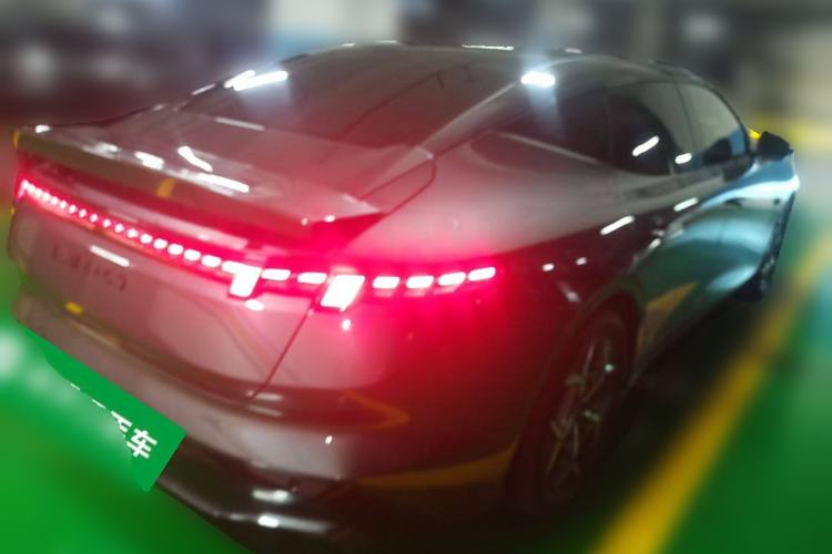 Used Lynk & Co Z10 2025 95 kWh 766 km Range Rear-Wheel Drive Max