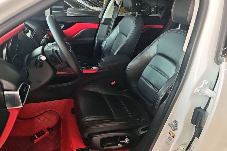 Used Jaguar F-PACE 2018 2.0T Two-Wheel Drive Urban Deluxe Edition