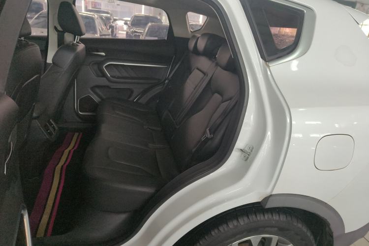 Used Haval H6 2017 Blue Label 1.3T Automatic Two-Wheel Drive ZhiShang Model
