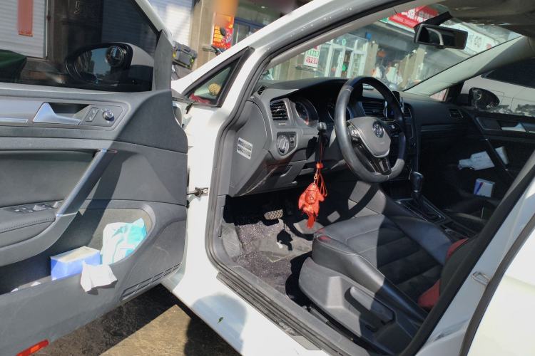 Used Volkswagen Golf 2015 1.4TSI Automatic Luxury Model