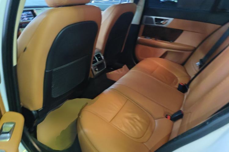 Used Jaguar XF 2015 XF 2.0T Luxury Edition