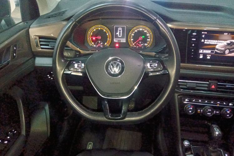 Used Volkswagen Tharu 2020 280TSI Two-Wheel Drive Luxury Plus Version China VI Standard