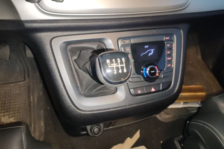 Used SAIC MAXUS G20 2023 Facelifted ES 2.0T Diesel Manual - Exceptional Value Edition
