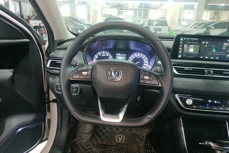 Used CHANGAN Ruicheng CC 2022 Blue Whale Edition 1.5T DCT Luxury Model Steering Wheel